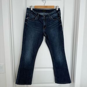 SILVER JEANS | Elyse Slim Boot Cut with Embroidered Pockets
